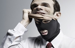 Два кандидата в депутаты от команды ЗЕ по Николаевщине, фигуранты уголовных дел по расхищению бюджета и захвату предприятия